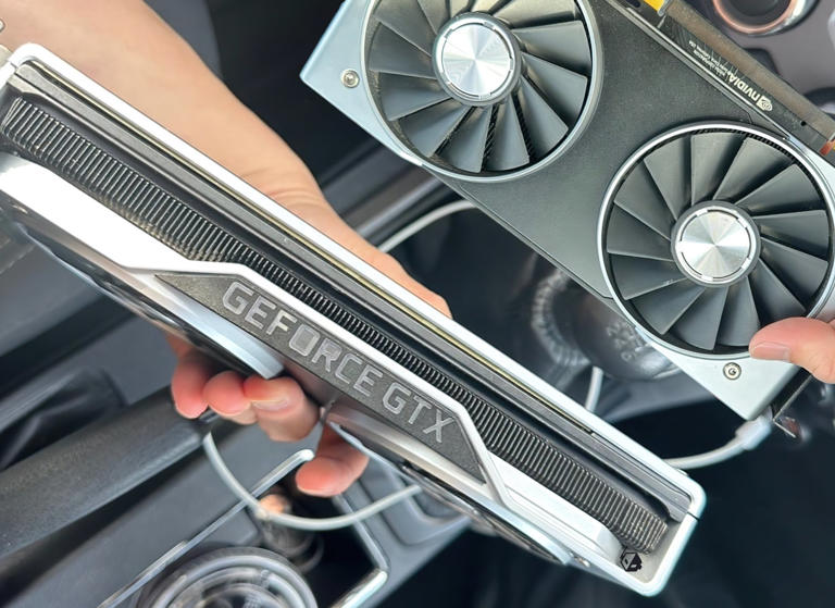 NVIDIA GeForce GTX 2070 GPU工程样卡曝光 拥有2176个核心
