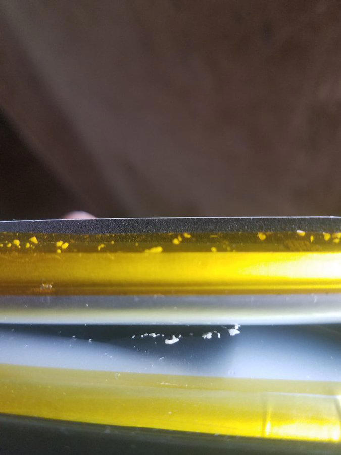 爆料称三星正测试双电芯2万毫安时硅碳电池 屏显续航达27小时但出现鼓包隐患